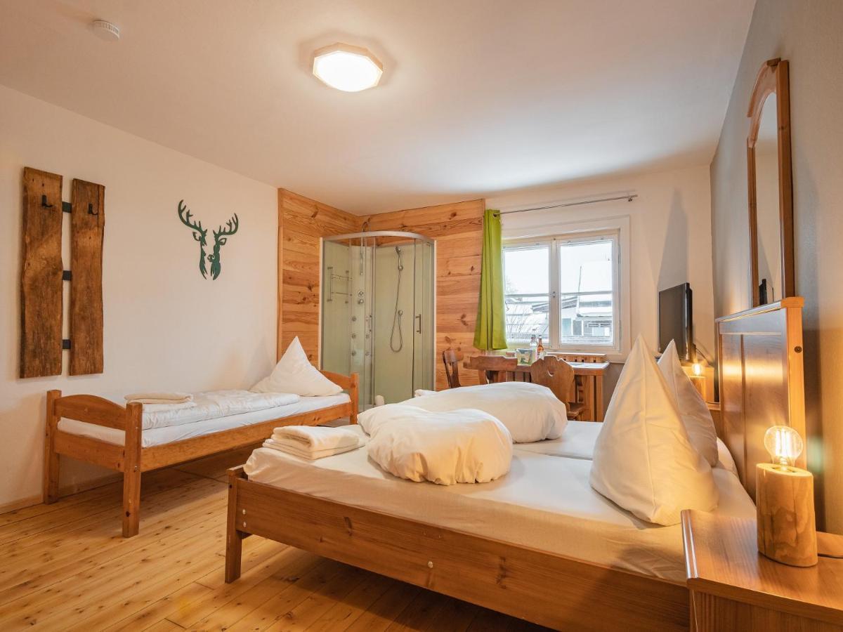 Hostel - Ron'S Guesthouse Oberstdorf Bagian luar foto