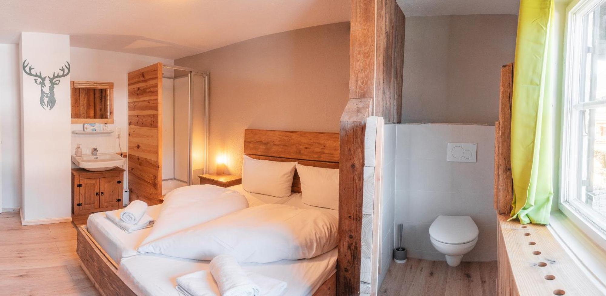 Hostel - Ron'S Guesthouse Oberstdorf Bagian luar foto